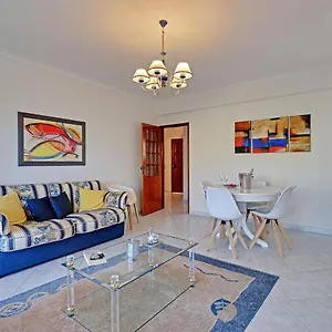 https://solar-do-vau-araritas.hotelaalgarve.com